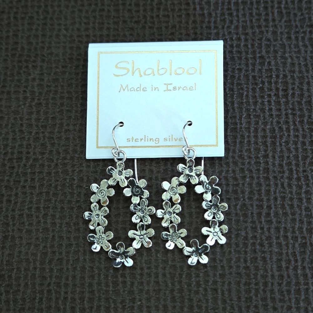 Noa Zuman Silver🤍 Floral🌸 Wreath Dangle Earrings - Picture 7 of 16